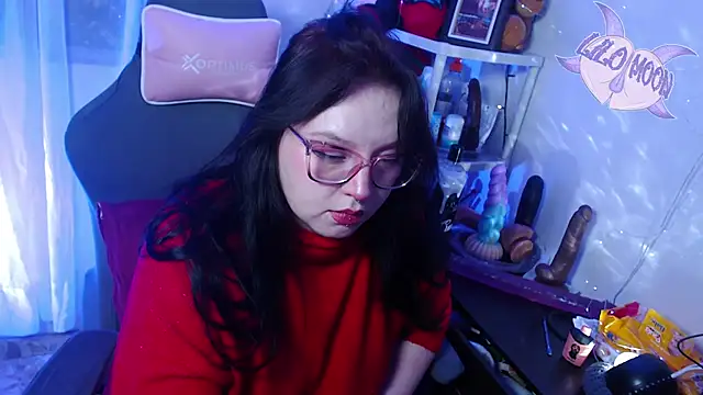 LiloMoon69 online show from February 5, 3:45 am