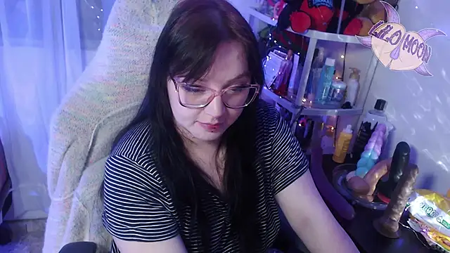 LiloMoon69 online show from March 8, 7:05 am