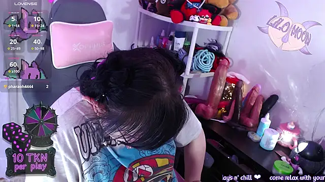 LiloMoon69 online show from December 1, 12:43 pm