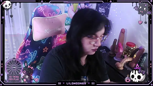 LiloMoon69 online show from June 21, 7:55 am