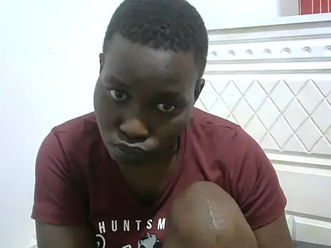 sexyblackya online show from June 27, 7:02 am