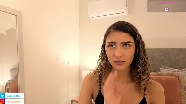 Daddysgirl1  online show from May 17, 10:17 pm