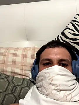 Snapshot of yayaya55598 chatting on September 18, 4:09 pm yayaya55598 online show from September 18, 4:09 pm