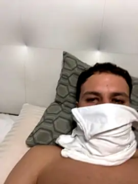 Snapshot of yayaya55598 chatting on November 20, 10:59 am yayaya55598 online show from November 20, 10:59 am