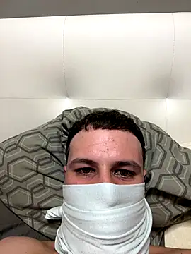 Snapshot of yayaya55598 chatting on December 20, 8:16 pm yayaya55598 online show from December 20, 8:16 pm