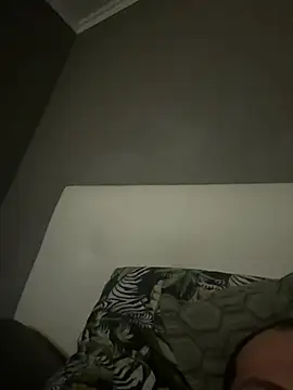 Snapshot of yayaya55598 chatting on February 16, 12:51 am yayaya55598 online show from February 16, 12:51 am