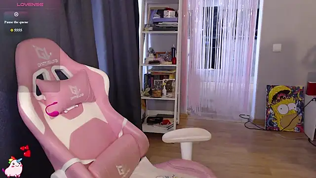 CherryXGirll online show from April 29, 12:09 pm