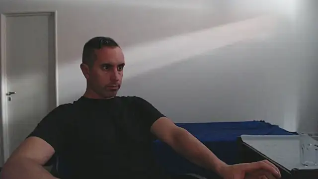 Snapshot of HELL_FIRE chatting on December 1, 8:42 pm HELL FIRE online show from December 1, 8:42 pm