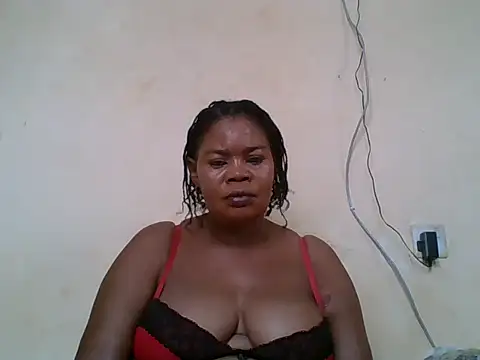 Snapshot of ANALQUEEN4 chatting on October 4, 7:28 am ANALQUEEN4 online show from October 4, 7:28 am