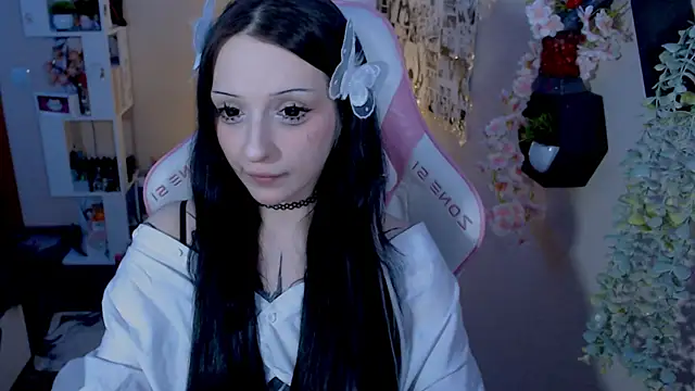 Snapshot of hikmurr chatting on December 16, 7:54 pm hikmurr online show from December 16, 7:54 pm