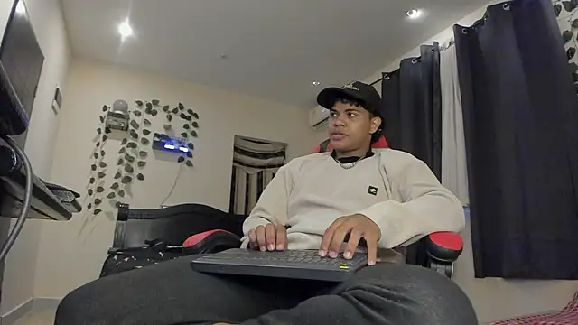 johan beley  online show from September 27, 5:40 pm