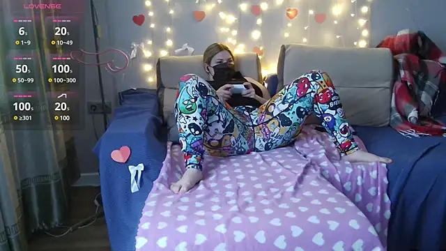 Snapshot of MilaaMilaa chatting on February 11, 3:29 am MilaaMilaa online show from February 11, 3:29 am