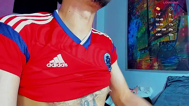 Snapshot of Piggy_Eddy chatting on February 11, 12:59 am Piggy Eddy online show from February 11, 12:59 am