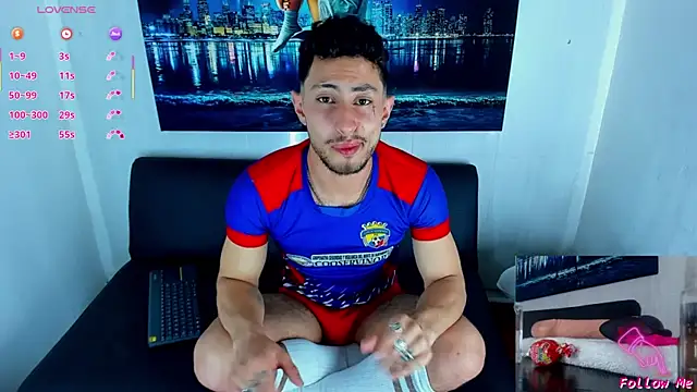 Snapshot of Piggy_Eddy chatting on September 8, 9:03 pm Piggy Eddy online show from September 8, 9:03 pm