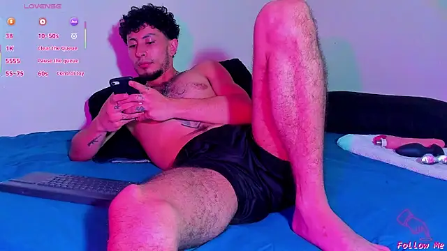 Piggy Eddy online show from May 8, 9:53 pm
