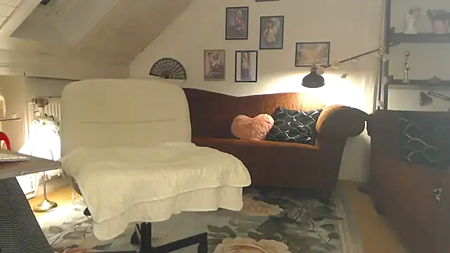 GinaBlonde online show from November 15, 4:36 pm