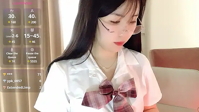 NickiBloom online show from March 23, 5:43 am