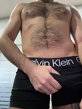 Snapshot of Wolff77 chatting on December 30, 5:34 pm Wolff77 online show from December 30, 5:34 pm