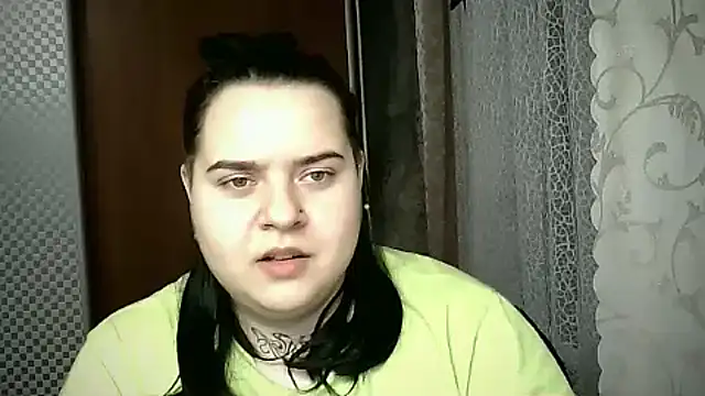 top girl37 online show from February 12, 8:18 pm