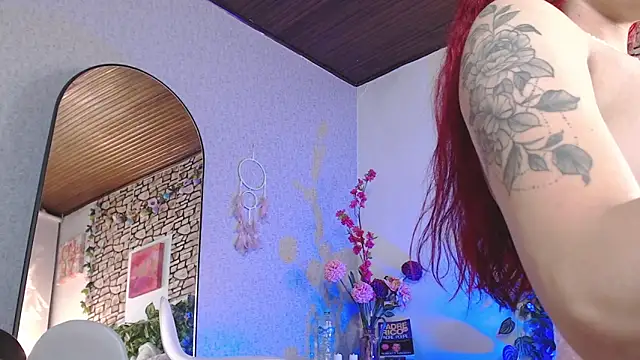 Snapshot of Cassie_fletcher_ chatting on December 4, 11:35 pm Cassie fletcher online show from December 4, 11:35 pm