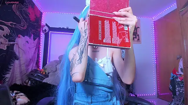 Alicedangerrr online show from June 11, 3:48 am
