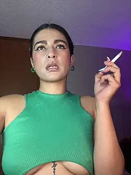 Cleopatracute  online show from December 19, 10:42 pm