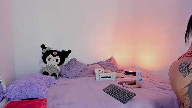 shadowcatt  online show from December 11, 9:01 pm