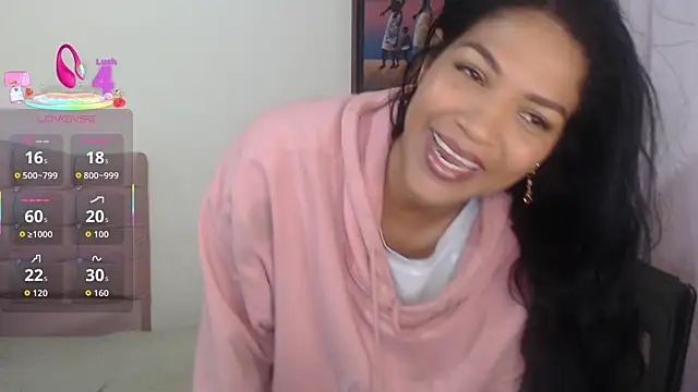 makennaa  online show from March 26, 10:32 am