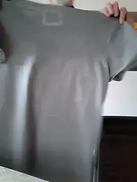 Snapshot of udoschreiber110265 chatting on January 6, 3:16 pm udoschreiber110265 online show from January 6, 3:16 pm