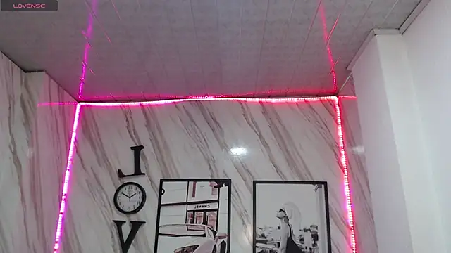 Snapshot of _samantha_b chatting on December 20, 12:38 pm samantha b online show from December 20, 12:38 pm