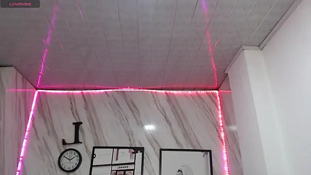 Snapshot of _samantha_b chatting on December 23, 12:41 pm samantha b online show from December 23, 12:41 pm