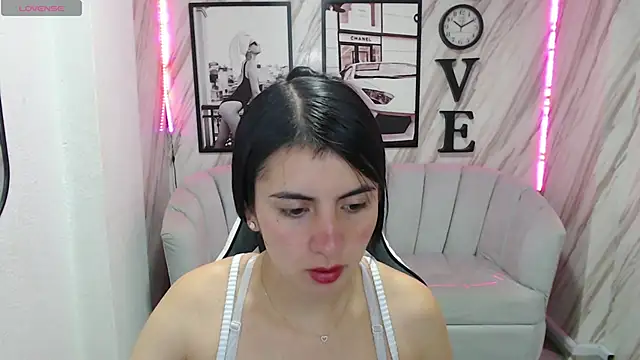 Snapshot of _samantha_b chatting on January 7, 12:52 pm samantha b online show from January 7, 12:52 pm