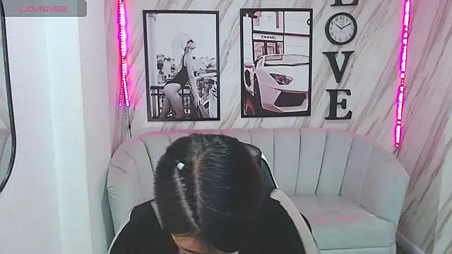 Snapshot of _samantha_b chatting on March 12, 12:47 pm samantha b online show from March 12, 12:47 pm