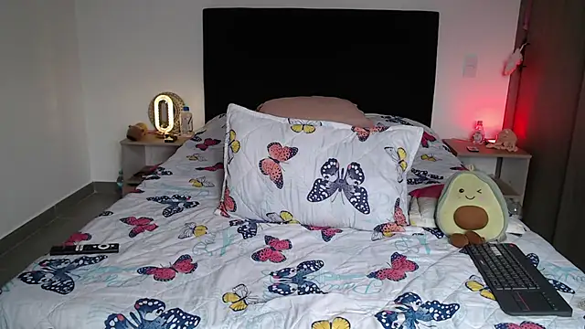 TatianaMonteross online show from May 2, 2:44 pm
