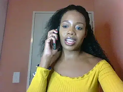 Snapshot of NAUGHTYSHALOTXX chatting on March 12, 6:07 am NAUGHTYSHALOTXX online show from March 12, 6:07 am