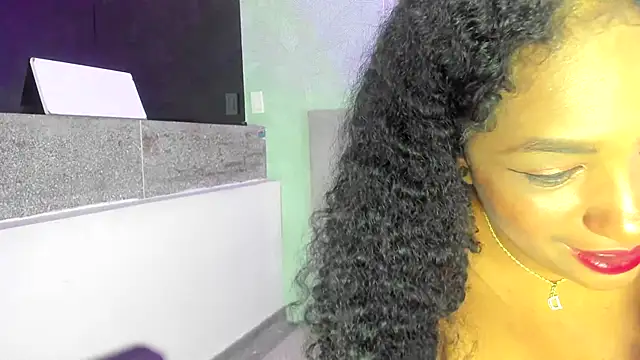 Annie-Wolf online show from January 18, 1:08 am