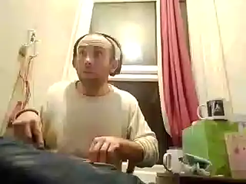 Snapshot of DrbigdickUK chatting on September 23, 7:17 pm DrbigdickUK online show from September 23, 7:17 pm