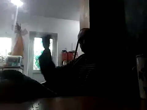 Snapshot of DrbigdickUK chatting on October 25, 7:38 am DrbigdickUK online show from October 25, 7:38 am