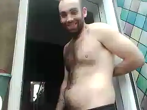 Snapshot of DrbigdickUK chatting on November 1, 9:55 am DrbigdickUK online show from November 1, 9:55 am