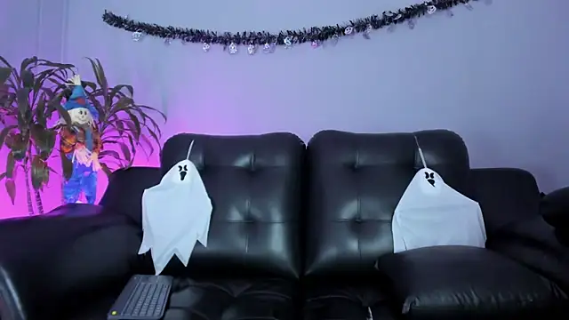 Rob saenz  online show from October 18, 3:46 pm