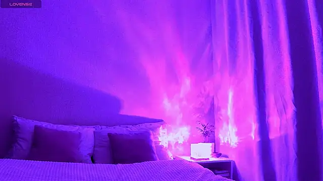 StacyWorry online show from March 9, 4:27 am