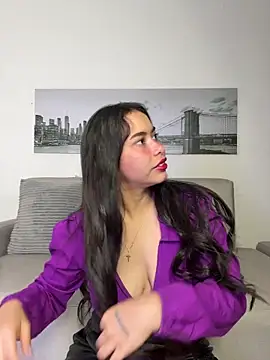 SophieRoyals online show from May 10, 12:10 pm