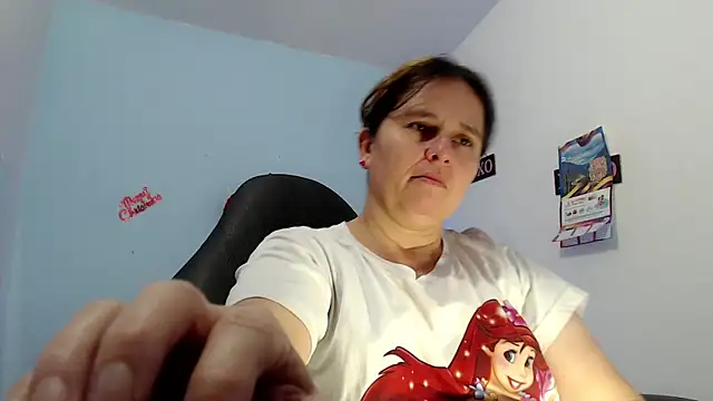 victoria jones online show from March 14, 12:54 pm