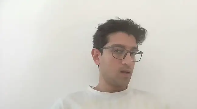 Snapshot of arjun_077 chatting on February 26, 9:21 am arjun 077 online show from February 26, 9:21 am