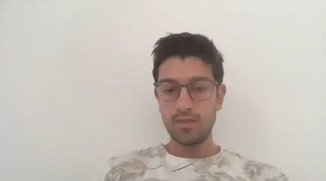 Snapshot of arjun_077 chatting on March 3, 4:14 am arjun 077 online show from March 3, 4:14 am