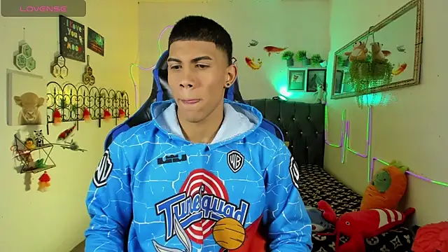 Damian latinxxx online show from January 19, 3:10 am