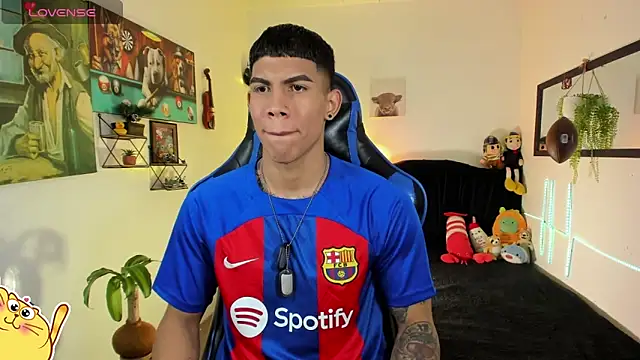 Damian latinxxx online show from March 30, 3:18 am