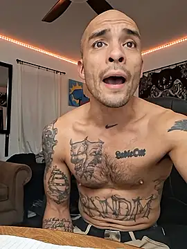 Snapshot of JohnnyDeep187 chatting on October 7, 5:15 am JohnnyDeep187 online show from October 7, 5:15 am