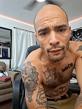 Snapshot of JohnnyDeep187 chatting on October 9, 6:44 am JohnnyDeep187 online show from October 9, 6:44 am