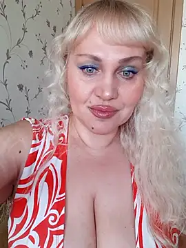 IsabellaBoni online show from March 9, 7:01 am